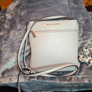 Gray Michael kors crossbody
